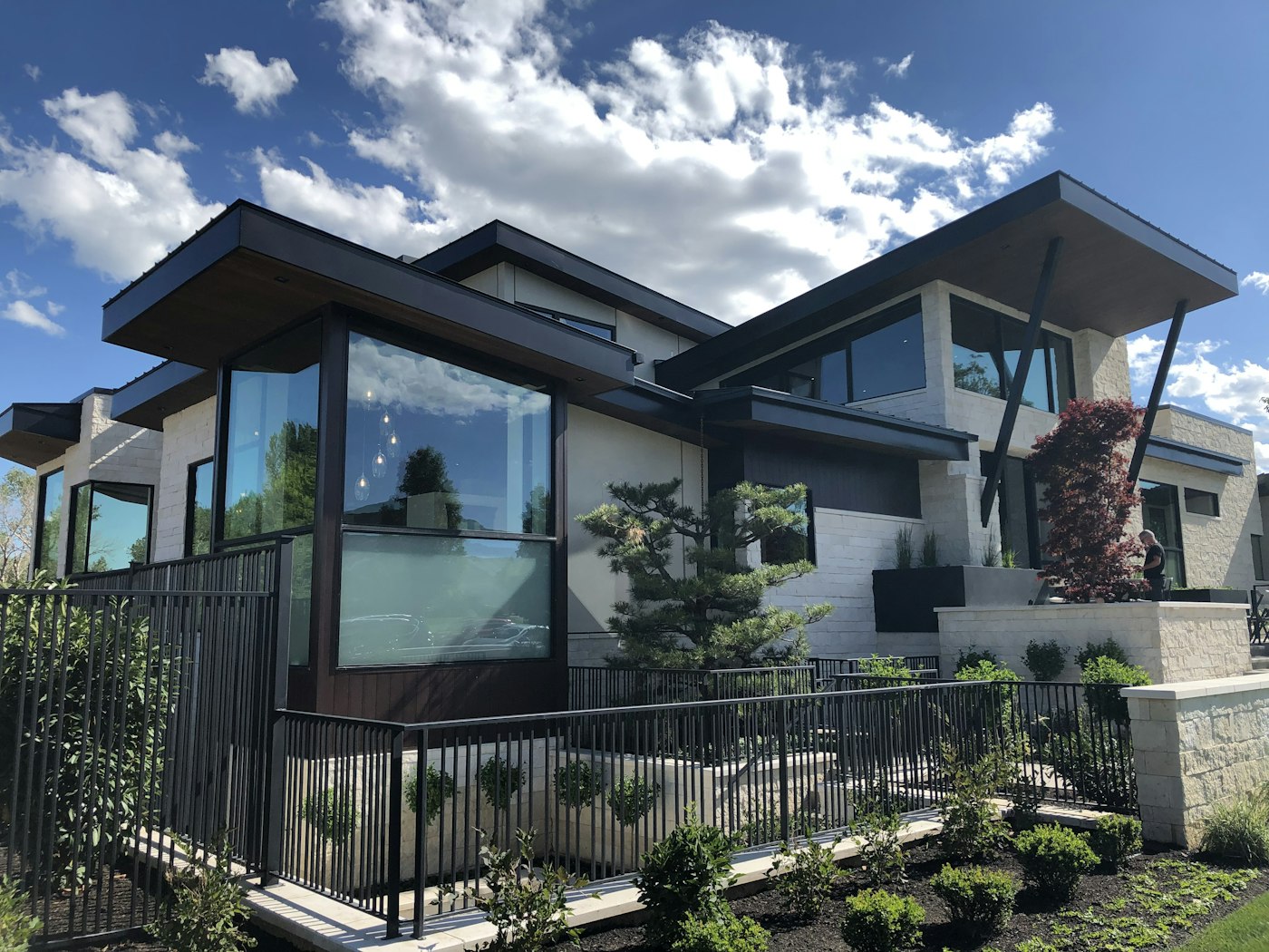Kings Crossing upscale home